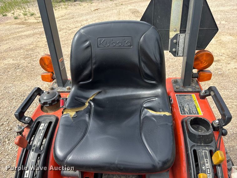 image for item DO5201 Kubota BX2200D HFWD tractor