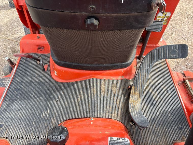 image for item DO5201 Kubota BX2200D HFWD tractor
