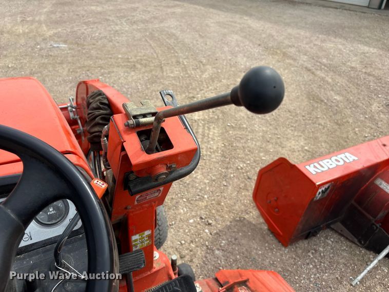 image for item DO5201 Kubota BX2200D HFWD tractor