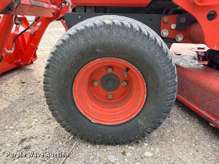 image for item DO5201 Kubota BX2200D HFWD tractor