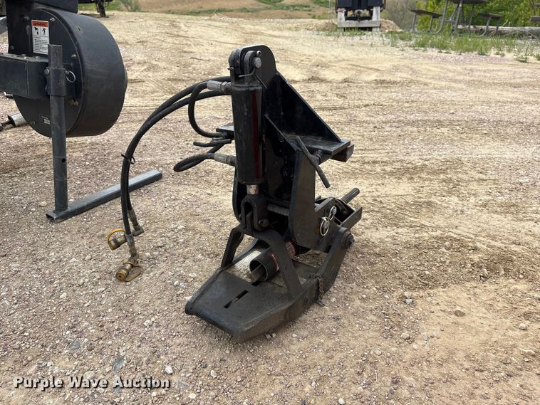 image for item DO5201 Kubota BX2200D HFWD tractor