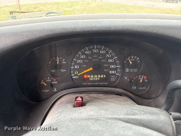 image for item DS6810 1999 Chevrolet Express 3500 school bus