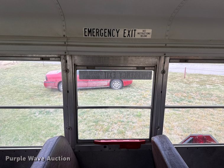 image for item DS6810 1999 Chevrolet Express 3500 school bus