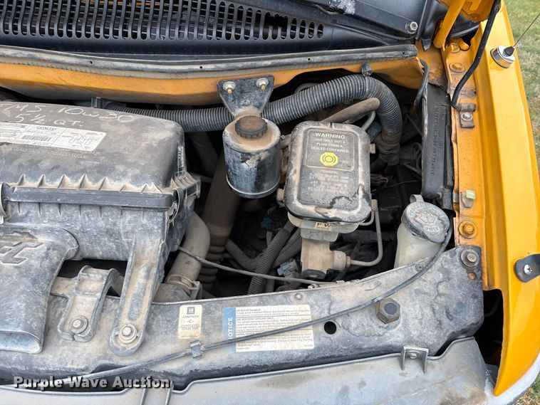 image for item DS6810 1999 Chevrolet Express 3500 school bus