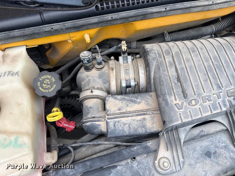 image for item DS6811 2002 Chevrolet Express 3500 school bus
