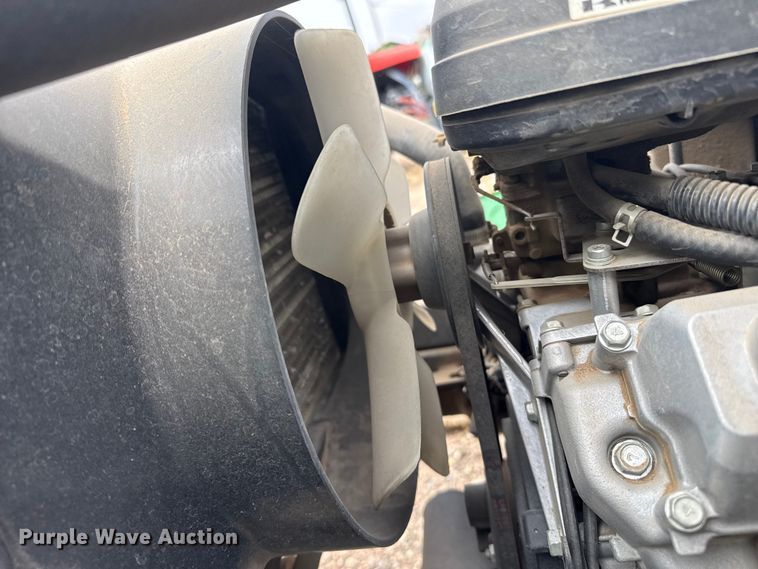 image for item DS6837 2013 John Deere 2500B PrecisionCut reel mower
