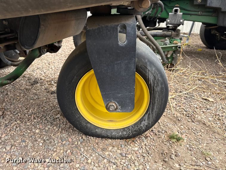 image for item DS6837 2013 John Deere 2500B PrecisionCut reel mower