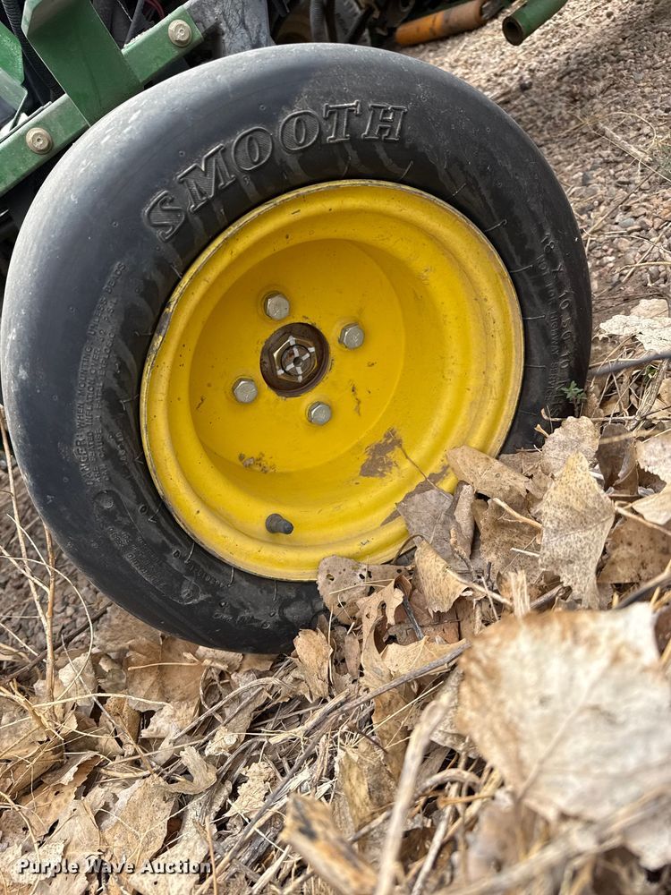 image for item DS6837 2013 John Deere 2500B PrecisionCut reel mower