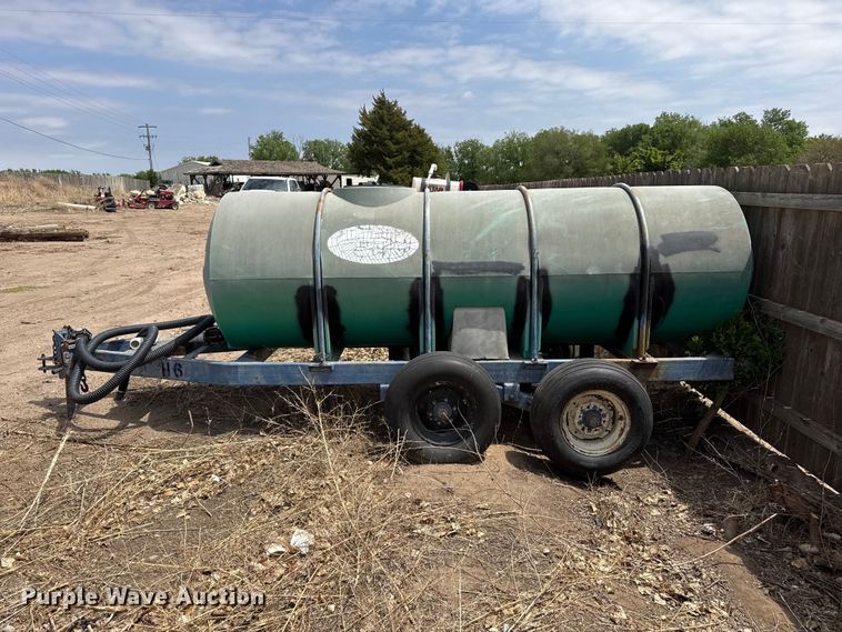 image for item DS6844 Nurse tank trailer