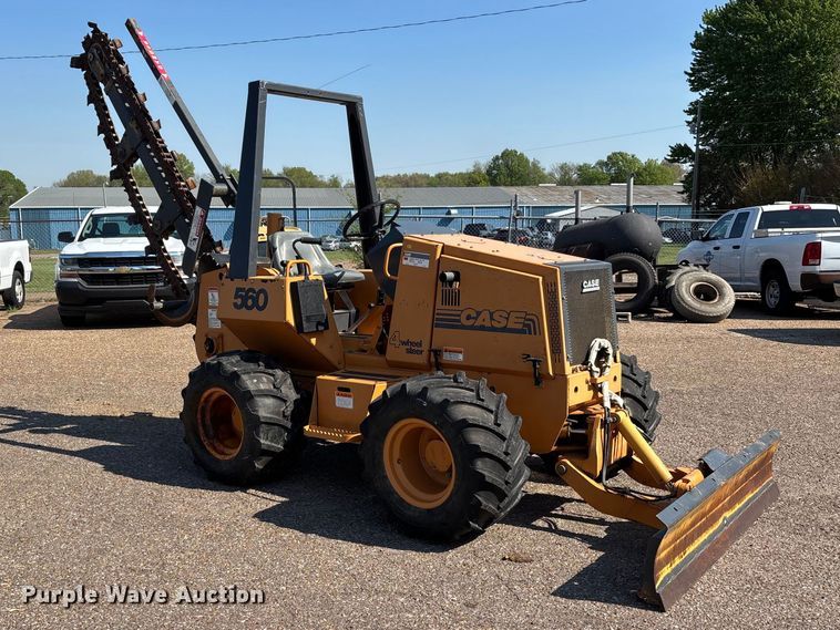 image for item DT0170 2000 Case 560 trencher