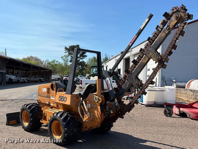 image for item DT0170 2000 Case 560 trencher