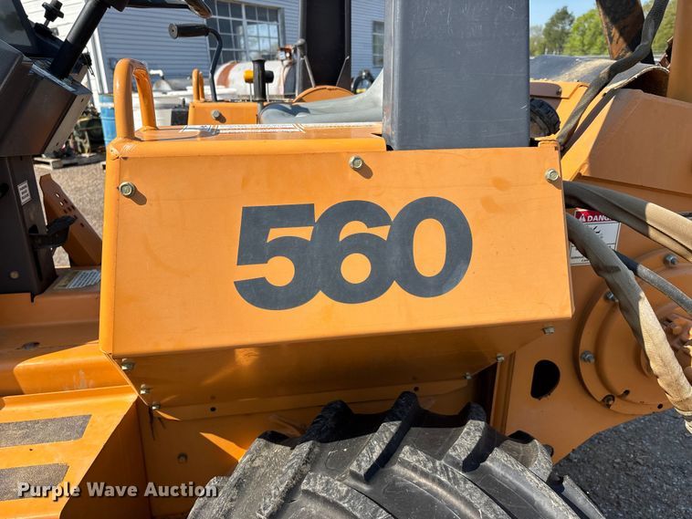 image for item DT0170 2000 Case 560 trencher