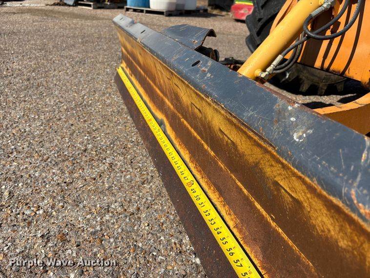 image for item DT0170 2000 Case 560 trencher