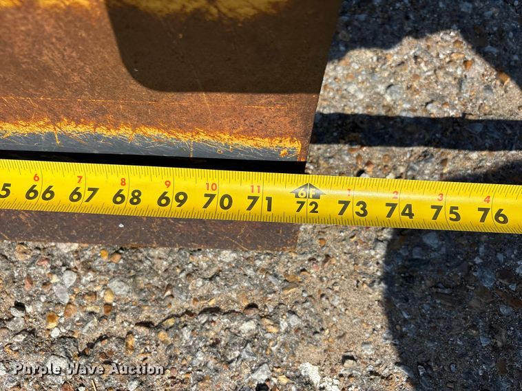 image for item DT0170 2000 Case 560 trencher