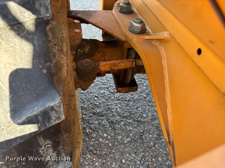 image for item DT0170 2000 Case 560 trencher