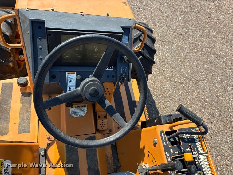 image for item DT0170 2000 Case 560 trencher