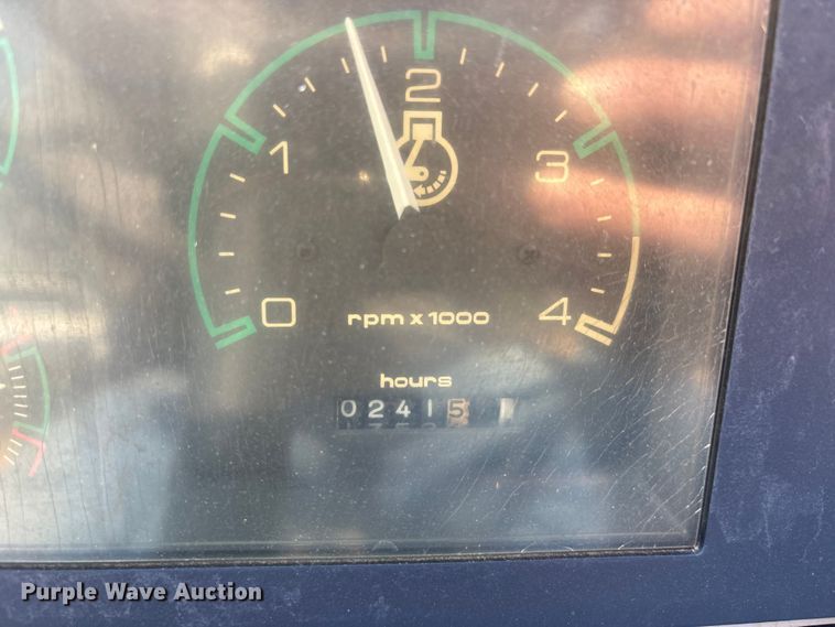 image for item DT0170 2000 Case 560 trencher