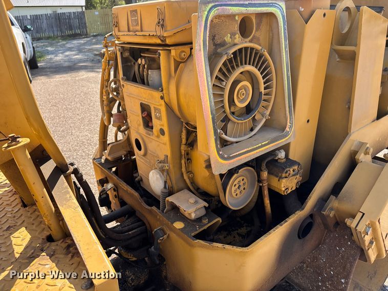 image for item DT0171 1996 Caterpillar CB-224C double drum vibratory roller