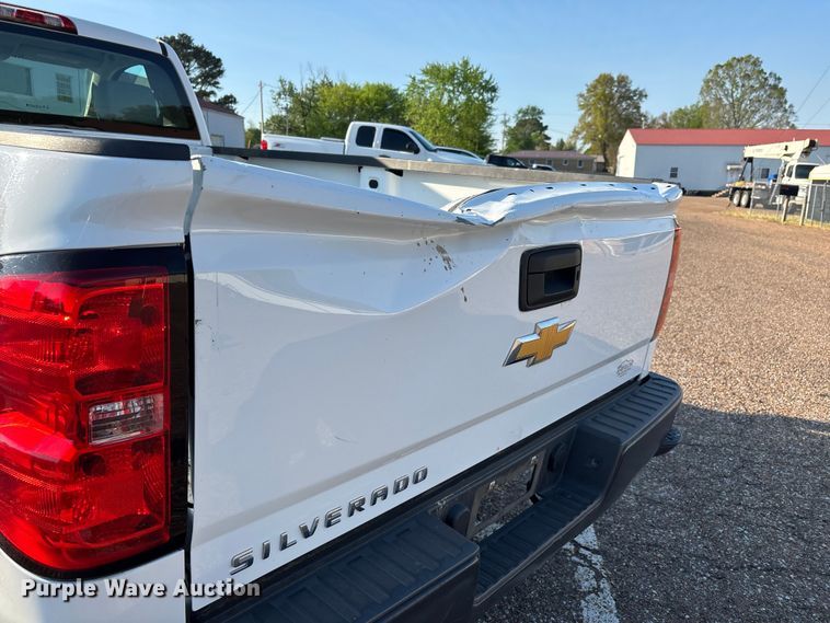 image for item DT0172 2016 Chevrolet Silverado 1500 pickup truck