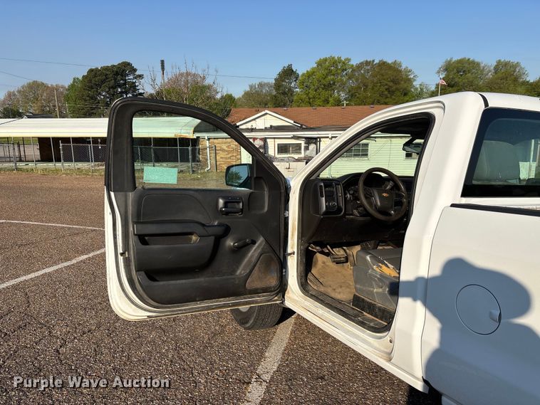 image for item DT0172 2016 Chevrolet Silverado 1500 pickup truck