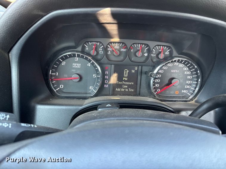 image for item DT0172 2016 Chevrolet Silverado 1500 pickup truck