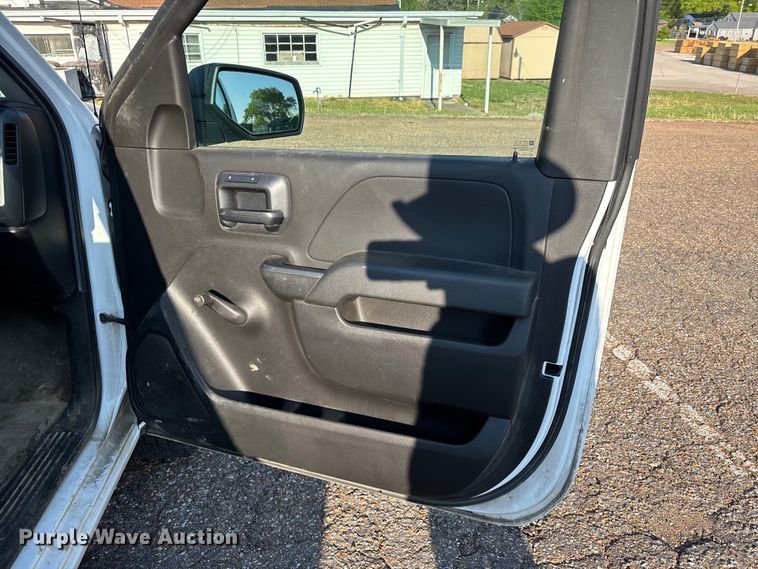 image for item DT0172 2016 Chevrolet Silverado 1500 pickup truck