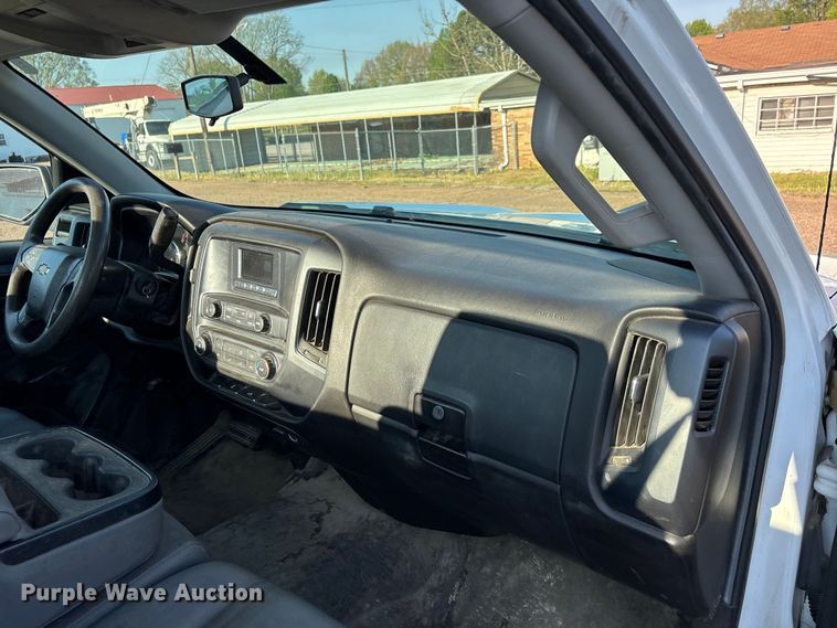 image for item DT0172 2016 Chevrolet Silverado 1500 pickup truck