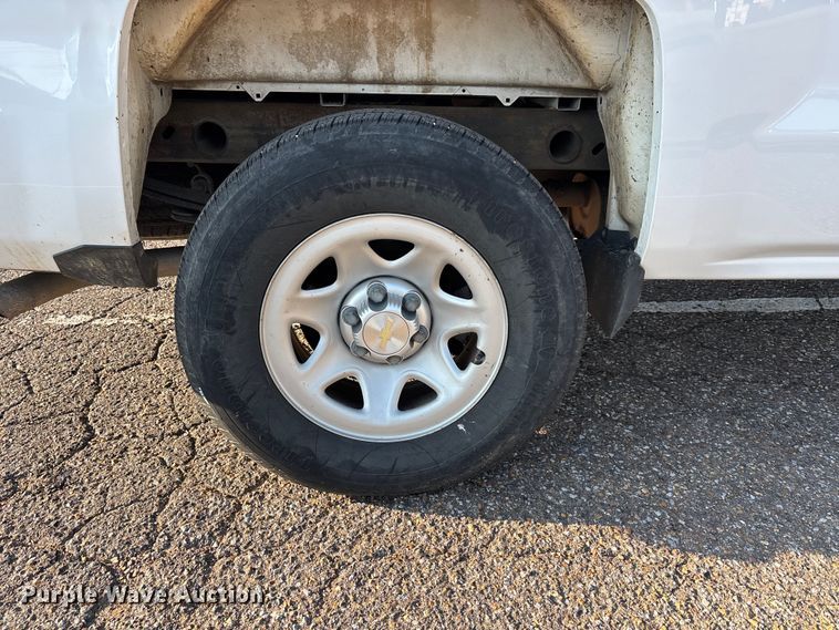 image for item DT0172 2016 Chevrolet Silverado 1500 pickup truck