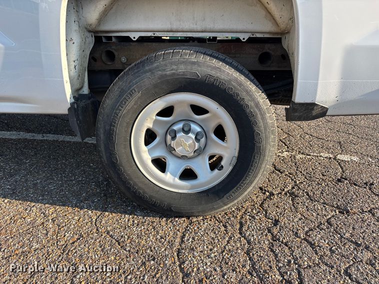 image for item DT0172 2016 Chevrolet Silverado 1500 pickup truck