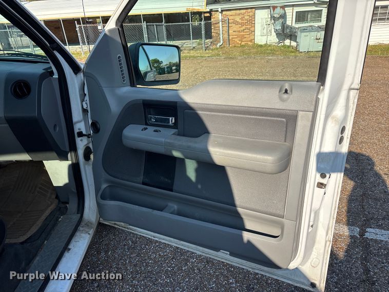 image for item DT0173 2007 Ford F150 Ext. Cab pickup truck