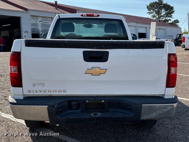 image for item DT0174 2009 Chevrolet Silverado 1500 pickup truck