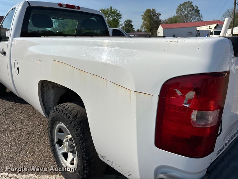 image for item DT0174 2009 Chevrolet Silverado 1500 pickup truck