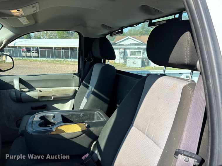 image for item DT0174 2009 Chevrolet Silverado 1500 pickup truck