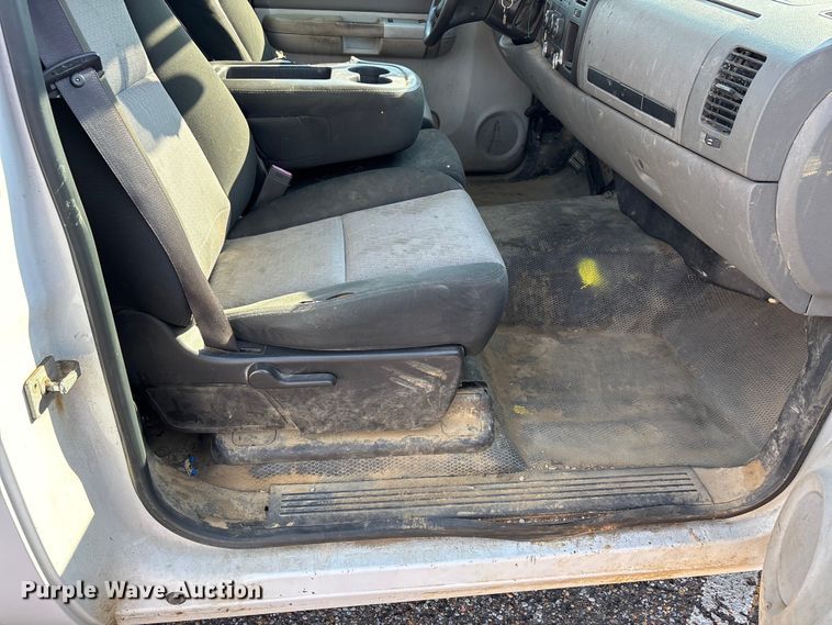 image for item DT0174 2009 Chevrolet Silverado 1500 pickup truck