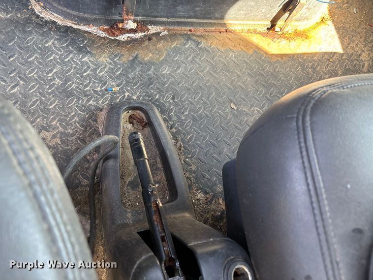 image for item DT0175 2007 Chevrolet C4500 flatbed truck