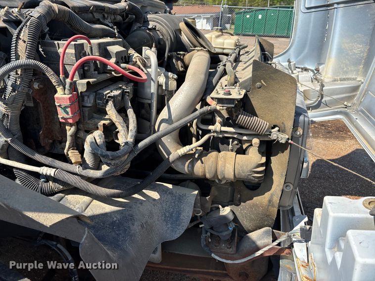 image for item DT0175 2007 Chevrolet C4500 flatbed truck