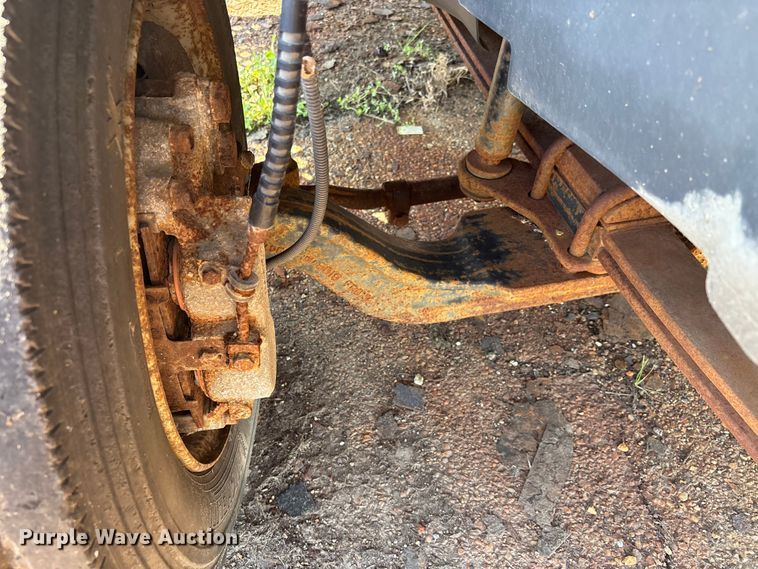 image for item DT0175 2007 Chevrolet C4500 flatbed truck