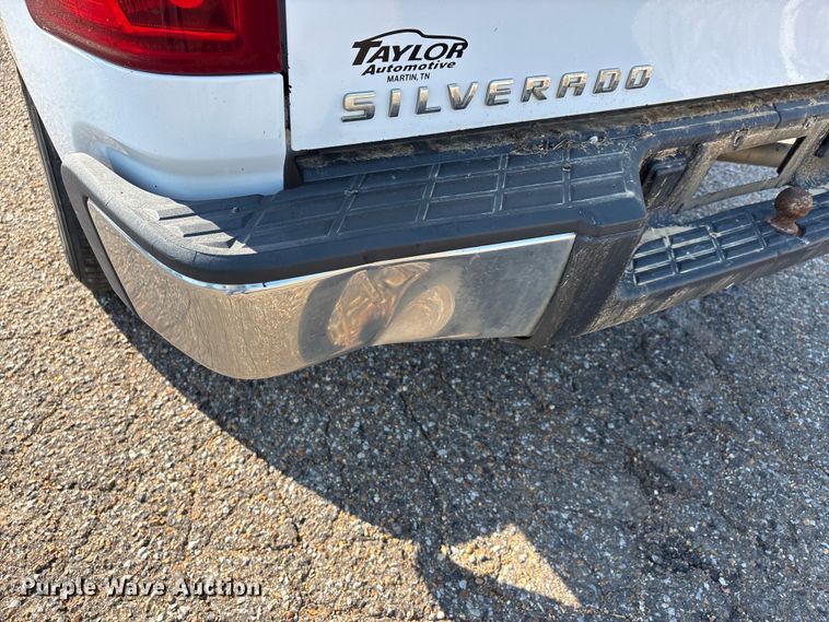 image for item DT0176 2011 Chevrolet Silverado 1500 pickup truck