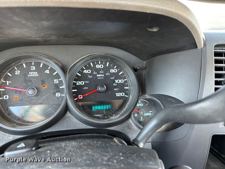 image for item DT0176 2011 Chevrolet Silverado 1500 pickup truck