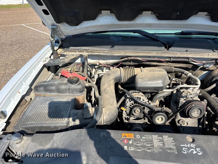 image for item DT0176 2011 Chevrolet Silverado 1500 pickup truck