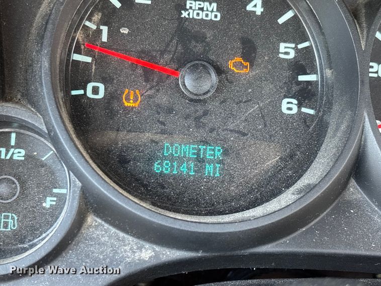 image for item DT0176 2011 Chevrolet Silverado 1500 pickup truck