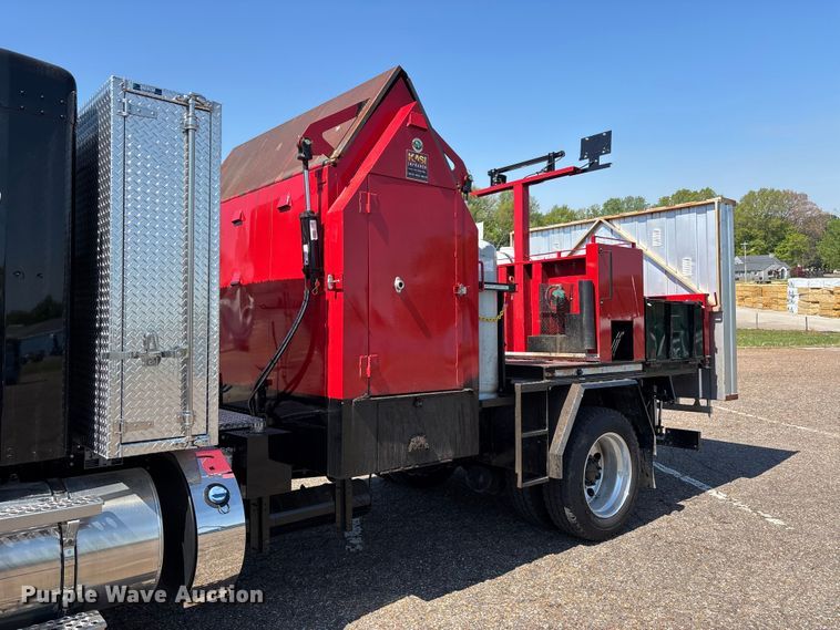 image for item DT0177 2022 Kenworth T3 infrared pothole patcher truck