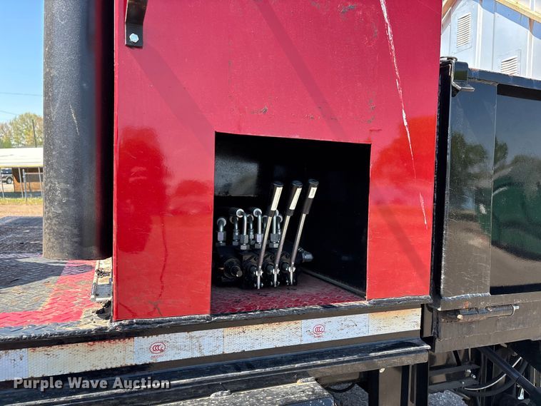 image for item DT0177 2022 Kenworth T3 infrared pothole patcher truck