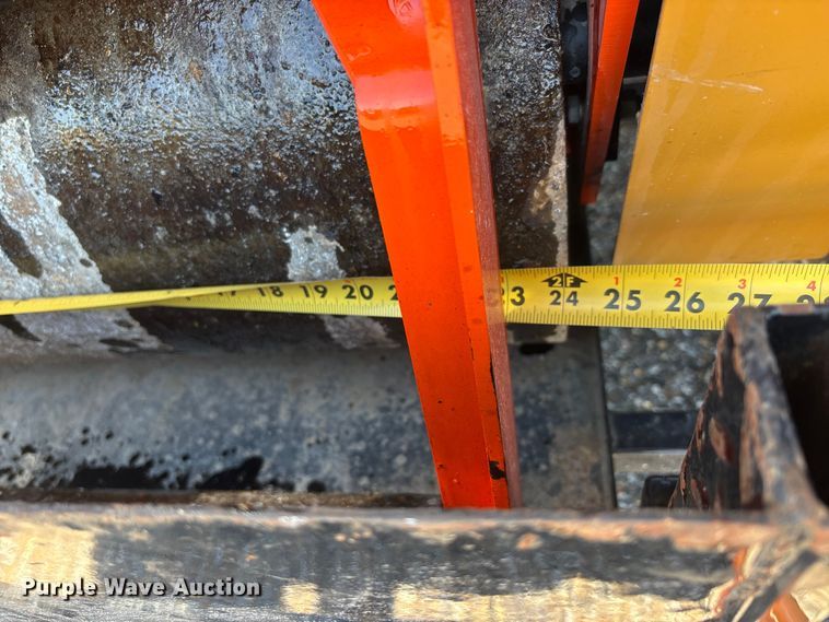 image for item DT0177 2022 Kenworth T3 infrared pothole patcher truck