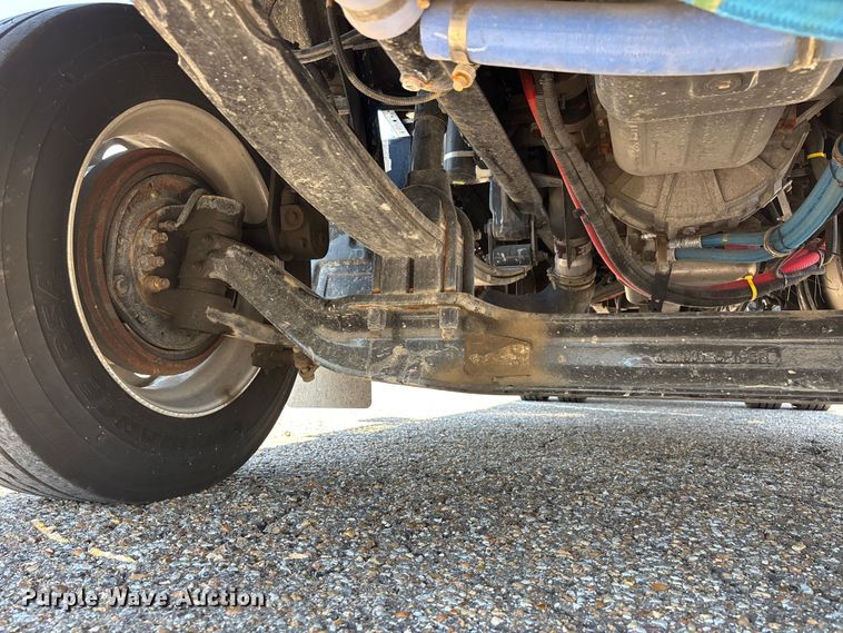 image for item DT0177 2022 Kenworth T3 infrared pothole patcher truck