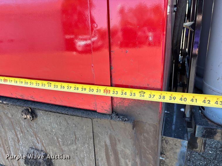 image for item DT0177 2022 Kenworth T3 infrared pothole patcher truck