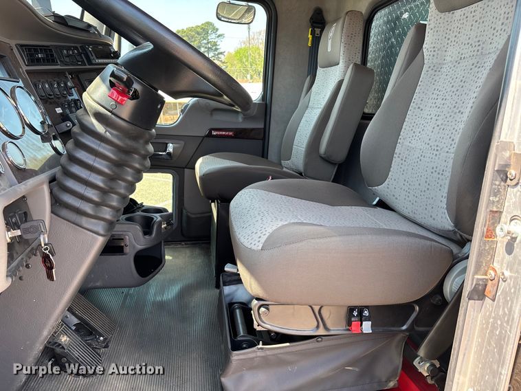 image for item DT0177 2022 Kenworth T3 infrared pothole patcher truck