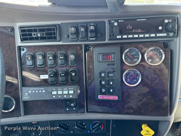 image for item DT0177 2022 Kenworth T3 infrared pothole patcher truck