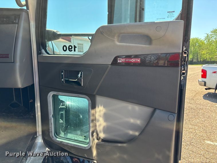 image for item DT0177 2022 Kenworth T3 infrared pothole patcher truck