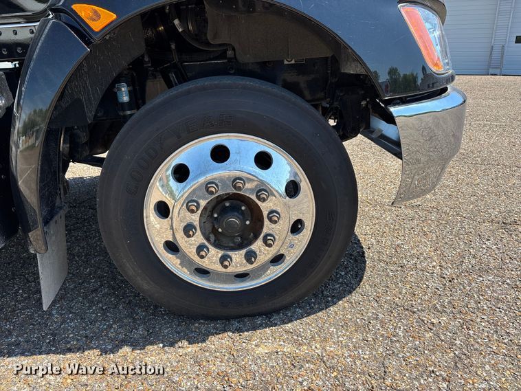 image for item DT0177 2022 Kenworth T3 infrared pothole patcher truck